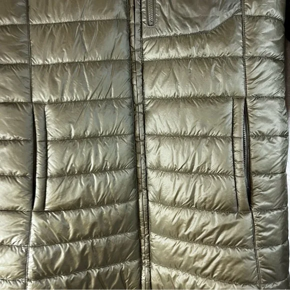 Patagonia Radalie Parka Jacket in Sage Green - Picture 4 of 13